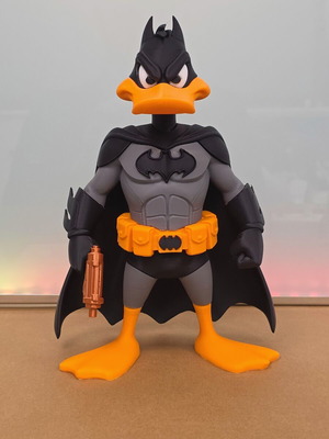 Duffy Duck Batman figure like new, 24 cm