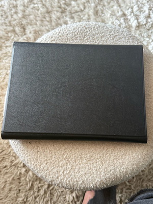 Tablet case with keyboard new
