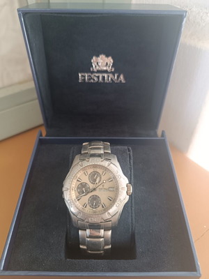 Festina Multifunction F16242 ανδρικό ρολόι μεταχειρισμένο, ασημί με ανοξείδωτο μπρασελέ