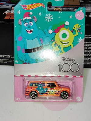 Hot Wheels 2022 100years Disney series '67 Austin Morris Mini Van new