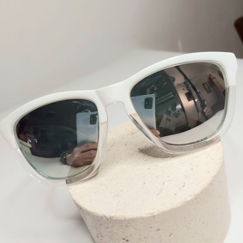 Hawkers One polarized sunglasses like new, white unisex