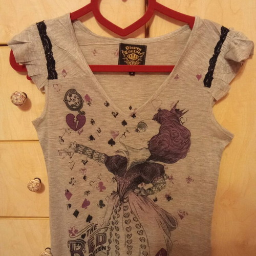 Disney T-shirt Size small