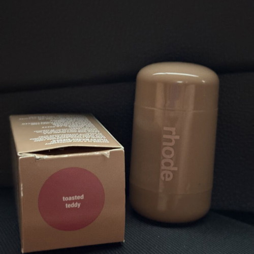 Rhode Pocket Blush Toasted Teddy new unused