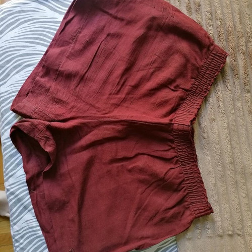 H&M shorts used, summer burgundy, size L