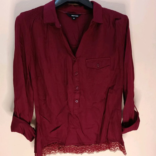 Tally Weijl women's blouse with lace hem size Medium like new, red
