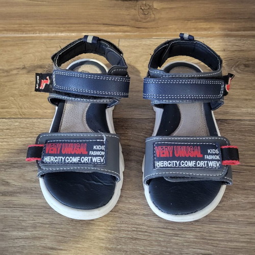 Oscal leather sandal with lights, size 30, boys
