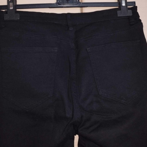 Shein black stretch jeans L like new with 5 pockets and leather detail