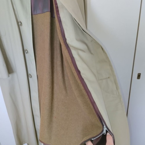 Christian Dior Monsieur trenchcoat like new, men's size 40R beige