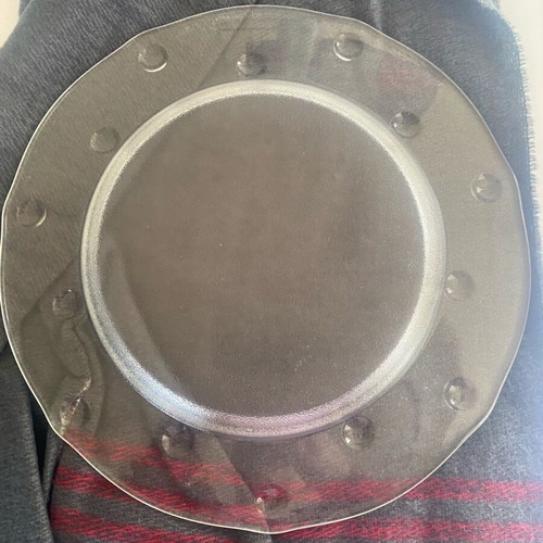 Glass platter 32cm like new with embossed circles