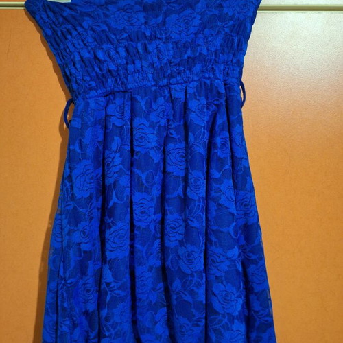 Blue strapless dress like new with rose pattern size L