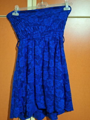 Blue strapless dress like new with rose pattern size L