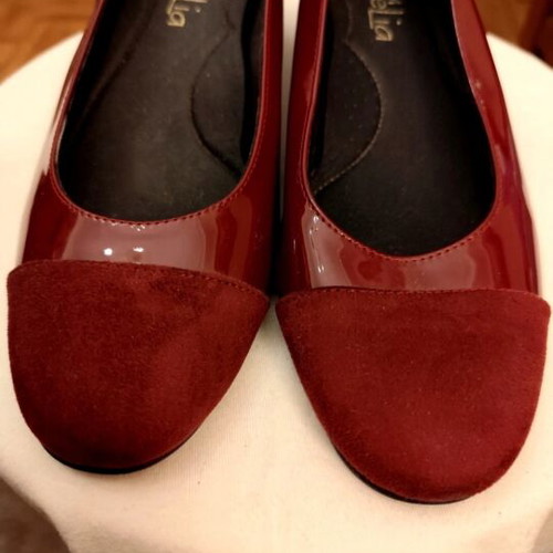 Amelia Burgundy Patent and Suede Pumps Size 40 New