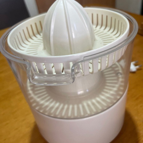Juicer almost unused