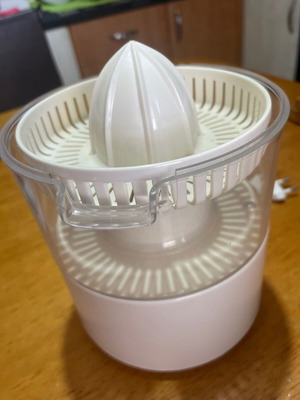 Juicer almost unused