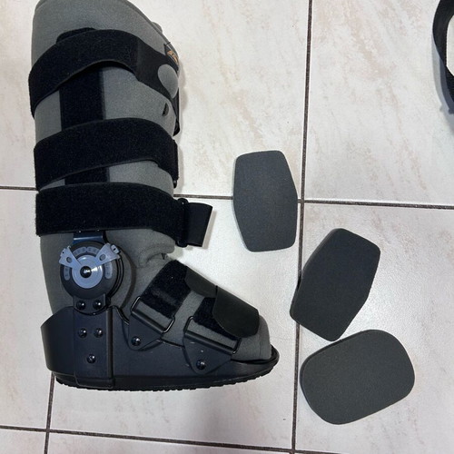 Ankle Brace Boot like new