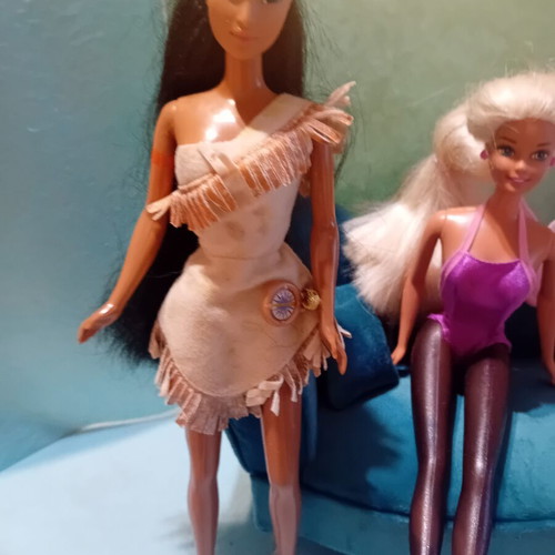 Barbies vintage lot used, 3 different dolls including Pocahontas