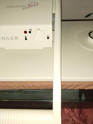 Singer press almost like new, 2 months usage