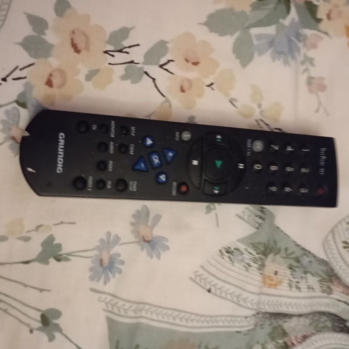Grundig GV29 VPS VHS player used, fully functional with remote
