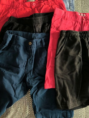 6 Alouette shorts for 10 years old like new, blue and red