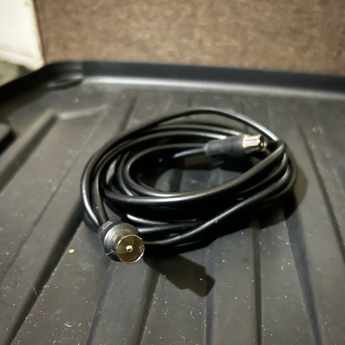 Antenna cable for TV like new