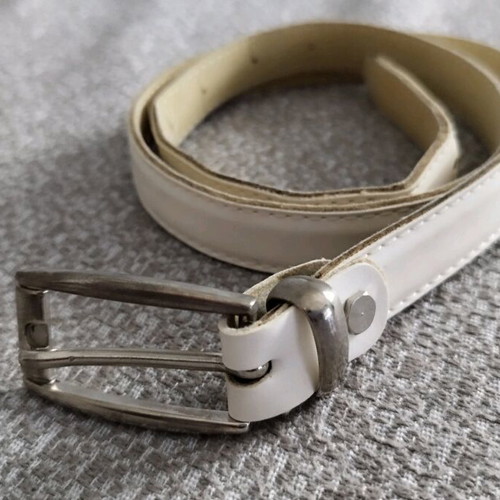 White belt like new with silver buckle 88cm