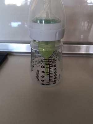 Μπιμπερό Dr Brown καινούργιο, πλαστικό 170ml με στόμιο για κολικούς