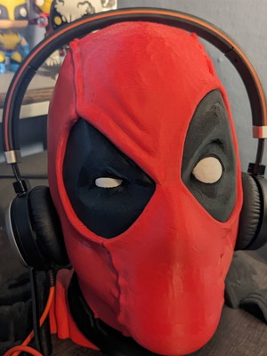 Deadpool headphone holder new, printed