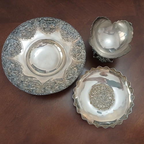 Set of 3 vintage silver-plated fondue dishes