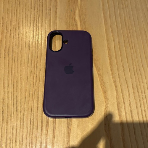 Apple iPhone 16 original case used, button broken