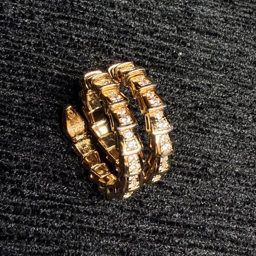 Bulgari Serpenti Viper 18k ring like new, size 17