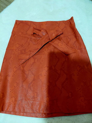 Twenty 29 leather skirt orange like new, size S
