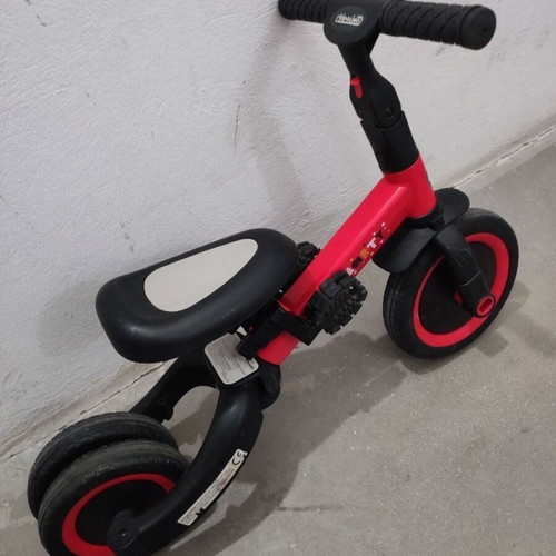 CHILDREN'S STROLLER, FEEDER-RECLINER, TRICYCLE