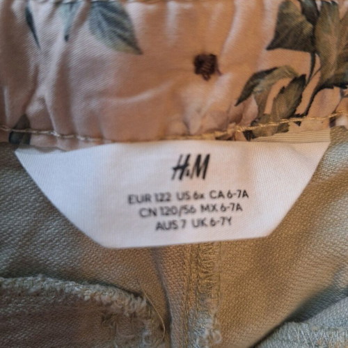 H&M shorts and shirt set size 122 like new