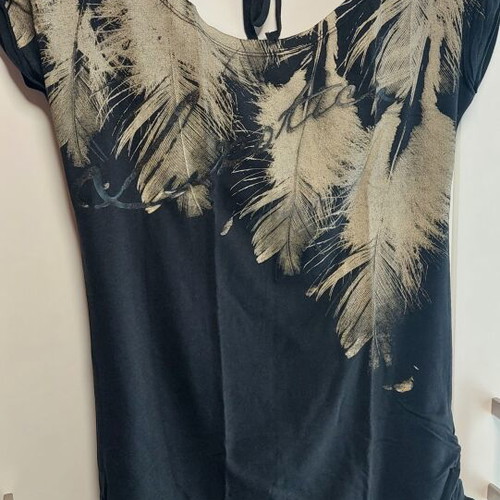 Bershka women's t-shirt medium used, black, slightly backless