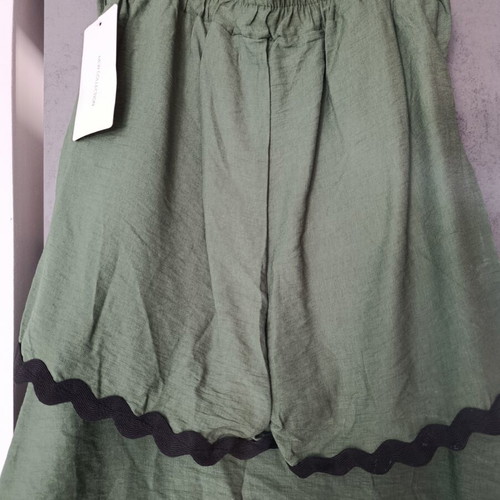 Khaki set with black lace trim, elastic waist shorts
