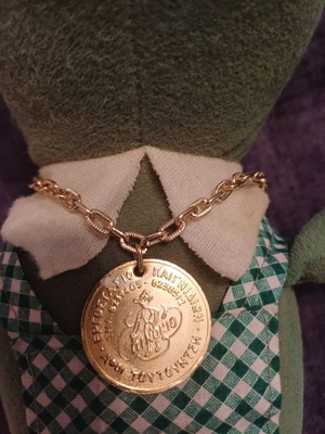 Kermit doll authentic used with pendant
