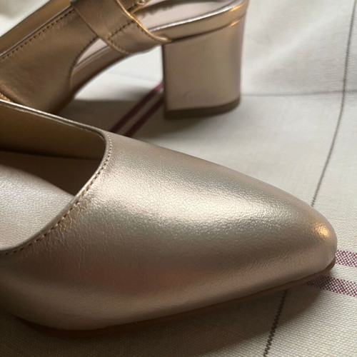 Slingback shoes gold champagne color new, size 37–37.5