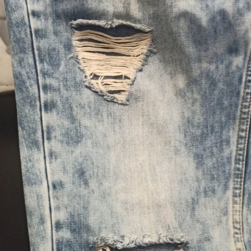 Stradivarius women's blue jeans size 40 like new