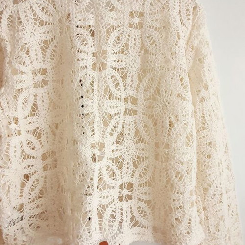 Cardigan new, 92% cotton, with handmade flowers, size L, white