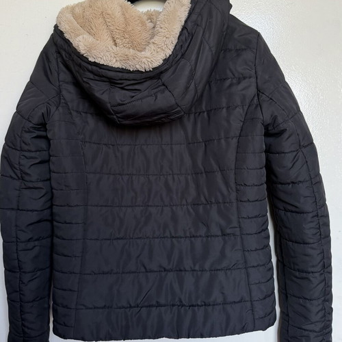 Only puffer jacket with fur size S like new, black
