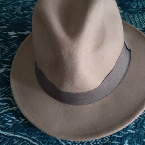 Hat new unused with trench coat style