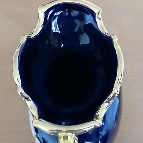 Porcelain vase Alcobaca like new with floral motif and gold gilding