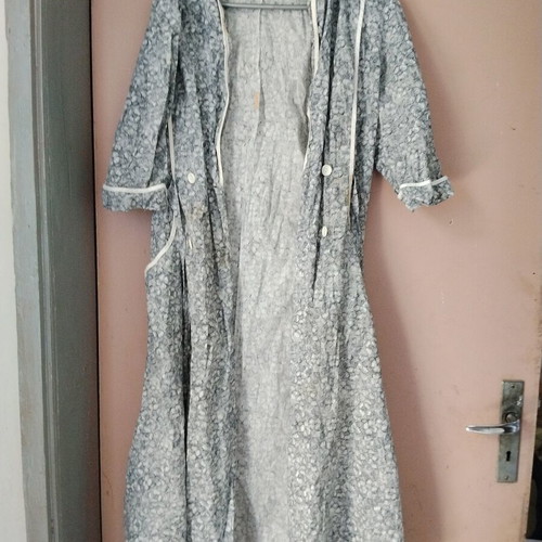 Retro vintage women's cotton papyrus robe used, floral pattern 70s
