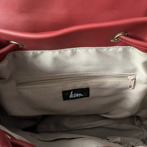 Kem backpack like new, red