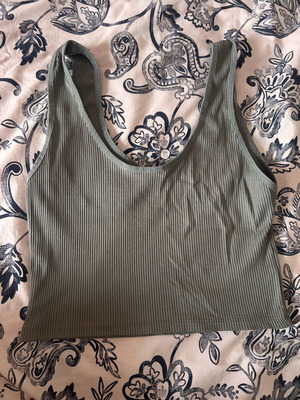 Rib Crop Top khaki size XL like new by Stradivarius