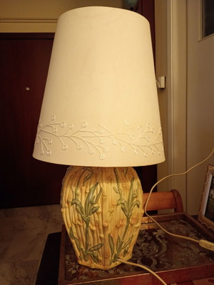 Porcelain table lamp like new, large 0.63 m height