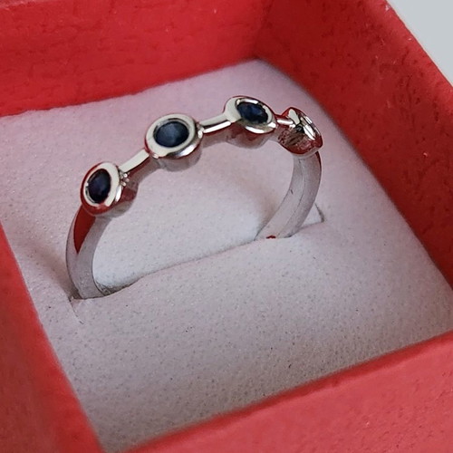 White gold rings used, set of 3, 14 carat with sapphire and brilliant