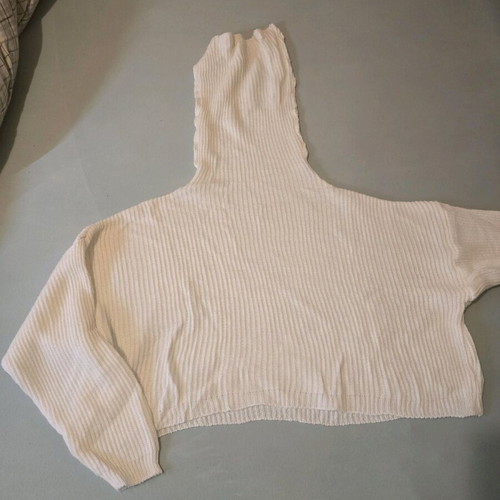 Marmalady women's knitted turtleneck sweater like new, white