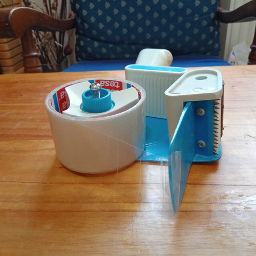 Tape dispenser like new