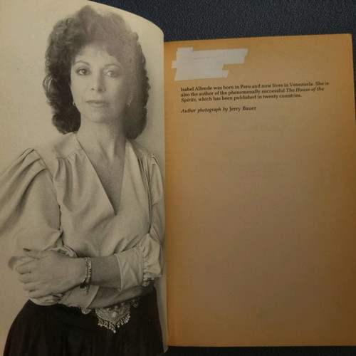 Of Love and Shadows Isabel Allende book like new